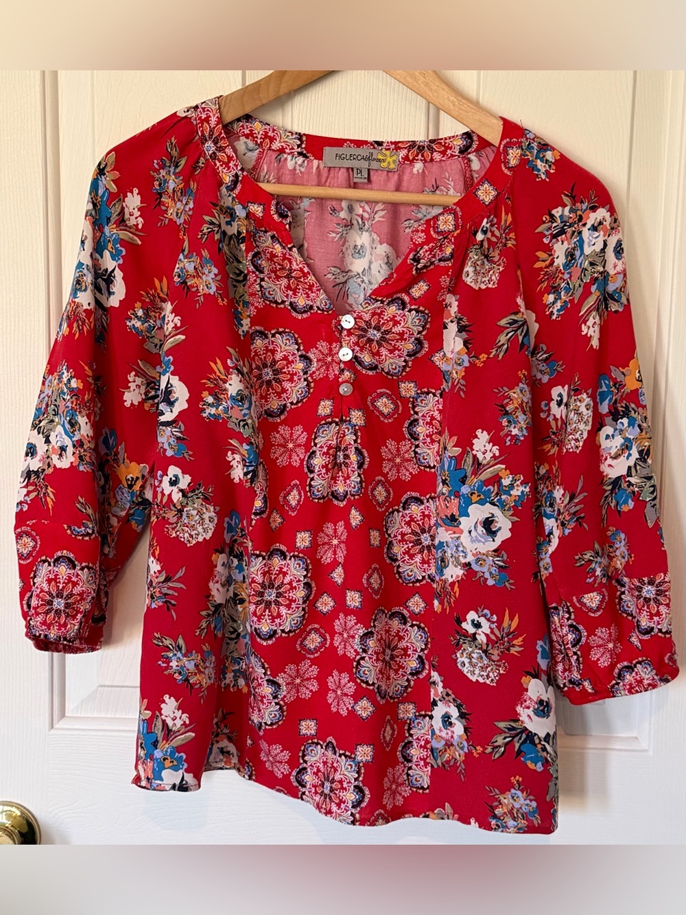 Red Floral Button-Front Women's Blouse